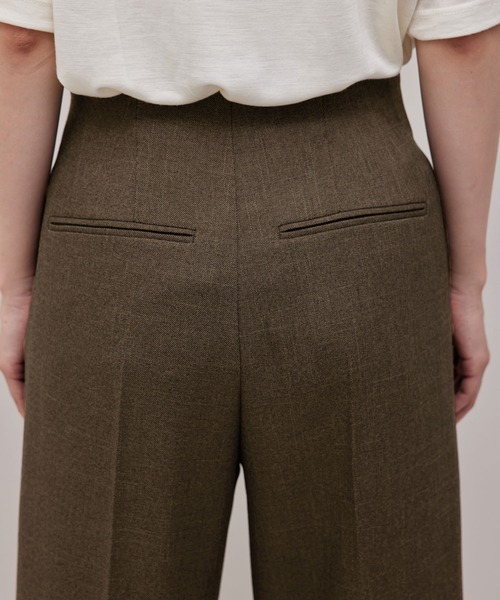 ROPE'（ロペ）の「【秋の新作】セットアップ対応/ハイウエストタックワイドパンツ（その他パンツ・レディース・ブラック/ダークブラウン・36/38/40）」の11枚目の写真
