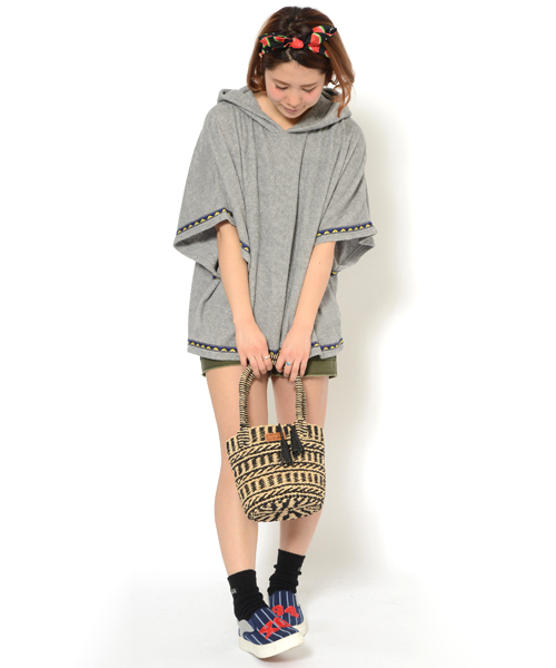 X-girl（エックスガール）の「PILE BIG PONCHO（パーカー・レディース・アッシュ/ネイビー・ONE SIZE）」の11枚目の写真