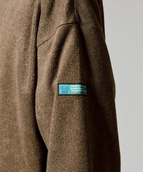 penguin BY MUNSINGWEAR（ペンギン バイ マンシングウェア）の「軽量フリースクルーネックプルオーバー メンズ ウェア セーター フリース ニット ライフスタイル スポーツウェア  マンシング（ブルゾン・メンズ・ホワイト/ブラック/カーキ/オレンジ・SMALL/MEDIUM/LARGE/X-LARGE）」の5枚目の写真