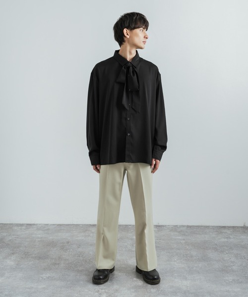 Rocky Monroe(ロッキーモンロー)の「オーバーサイズ 2Way とろみボウタイビッグシャツ(シャツ/ブラウス・メンズ・ブラック/グレー/ホワイト・M/L)」の16枚目の写真
