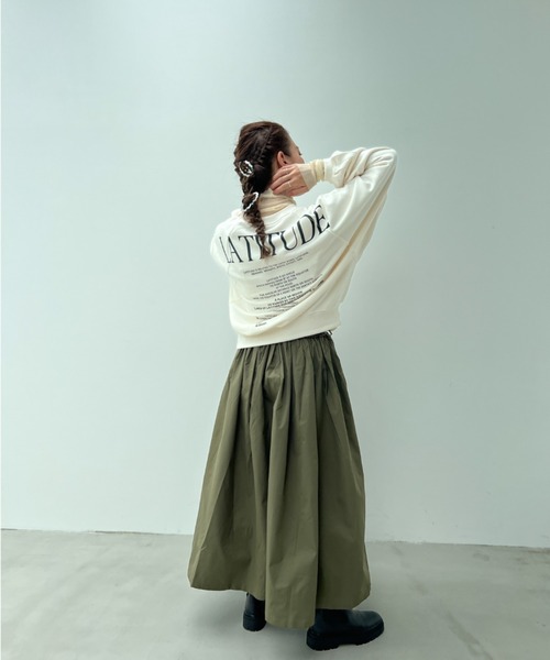 y/m by misato（イムバイミサト）の「バックロゴプリントラグランスウェット（スウェット・レディース・アイボリー/ライトブラック・FREE）」の20枚目の写真