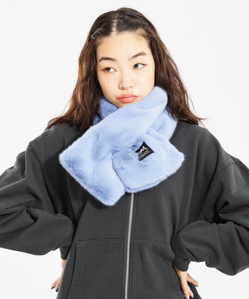 X-girl（エックスガール）の「ECO FUR SCARF（マフラー・レディース・ブラック/ライトブルー/ホワイト・ONE SIZE）」の12枚目の写真