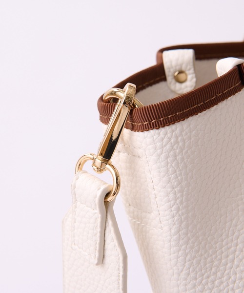 cache cache(カシュ カシュ)の「cache cache 太ショルダー付き2way トートバッグ(トートバッグ・レディース・ブラック/アイボリー/グレー・フリー)」の12枚目の写真