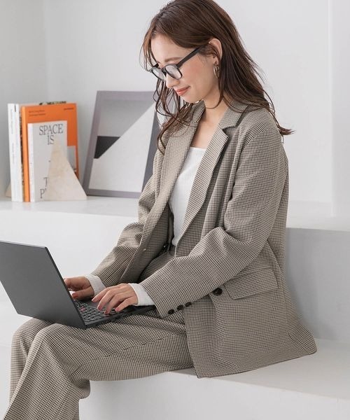 mysty woman（ミスティウーマン）の「無地チェックテーラードジャケット 126962（テーラードジャケット・レディース・モカ/ブラウン系その他/ベージュ系その他・FREE）」の17枚目の写真