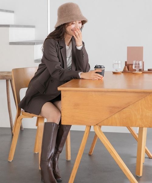 mysty woman（ミスティウーマン）の「無地チェックテーラードジャケット 126962（テーラードジャケット・レディース・モカ/ブラウン系その他/ベージュ系その他・FREE）」の4枚目の写真