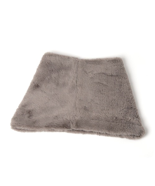 LAKOLE（ラコレ）の「フェイクファースヌード / 299558（ネックウォーマー/スヌード・レディース・オフホワイト/サンドグレー/マスタード・FREE）」の11枚目の写真