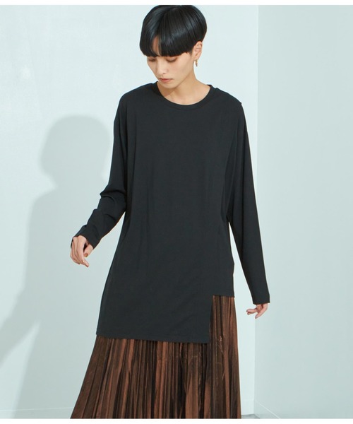 Settimissimo(セッティミッシモ)の「シルケット天竺レイヤードロングTシャツ(Tシャツ/カットソー・レディース・ブラック/グリーン/キャメル・FREE)」の4枚目の写真