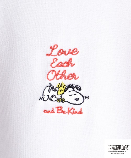 PEANUTS（ピーナッツ）の「PEANUTS スヌーピー/チャーリーブラウン 裏起毛スウェットトレーナー（スウェット・レディース・ラベンダー/ベージュ系その他/グリーン系その他/ワイン/オートミール/ホワイト系その他/オフホワイト/カーキ・L/LL/M）」の10枚目の写真