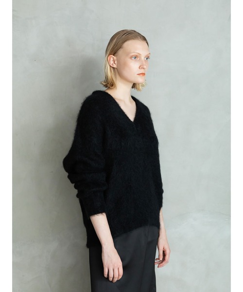 enchainement（アンシェヌマン）の「Brushed Mohair V-neck PO（ニット/セーター・レディース・ブラック/ベージュ・フリー）」の20枚目の写真