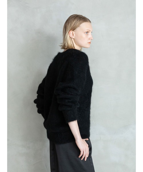 enchainement（アンシェヌマン）の「Brushed Mohair V-neck PO（ニット/セーター・レディース・ブラック/ベージュ・フリー）」の18枚目の写真