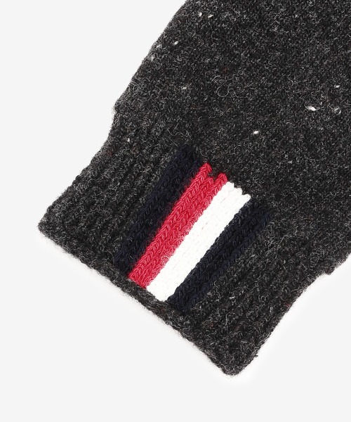 TOMMY HILFIGER（トミーヒルフィガー）の「グローバルストライプニットグローブ（手袋・メンズ・グレー/ブラック・FREE）」の5枚目の写真