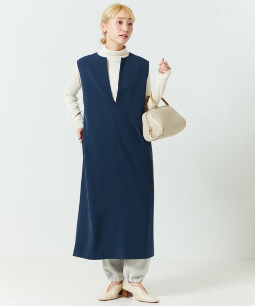 FREAK'S STORE(フリークスストア)の「【限定展開】ストレッチ キーネック ジャンパースカート(ワンピース・レディース・グリーン/ブラック/ベージュ/ネイビー・SMALL/MEDIUM)」の12枚目の写真