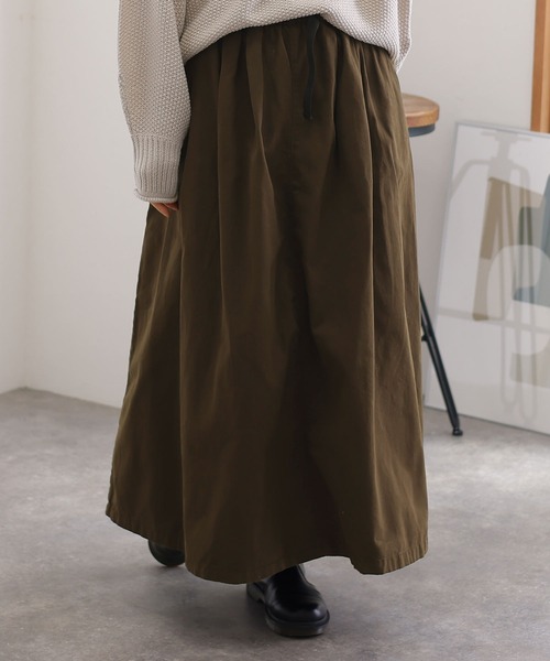 ElegChic(エレグシック)の「ウエストアジャスター付きマキシ スカート (スカート・レディース・ブラック/ベージュ/カーキ・4L/XXL/L/XL/M)」の3枚目の写真