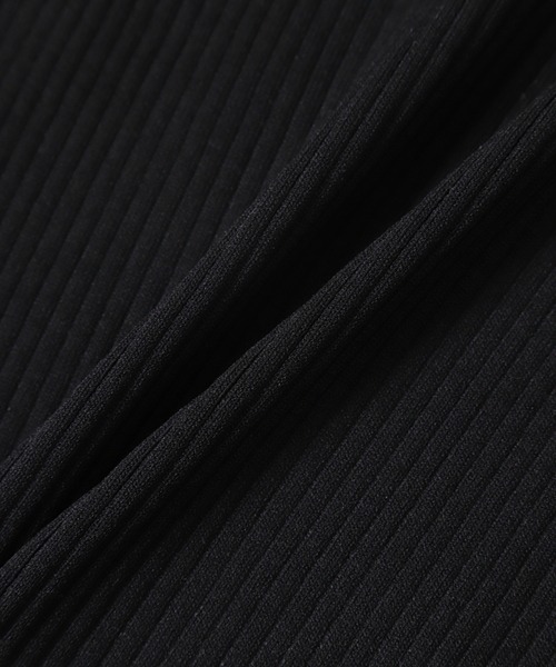 mici（ミチ）の「(mici)スリットネックプルオーバー（ニット/セーター・レディース・ブラック/ピンク・FREE）」の19枚目の写真