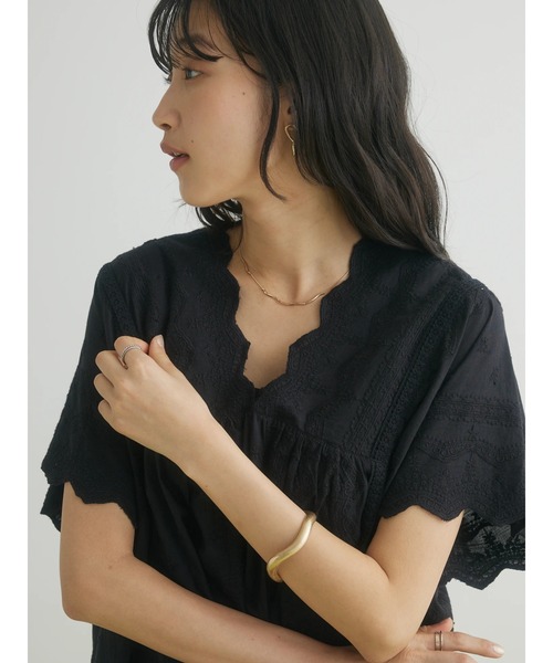 CRAFT STANDARD BOUTIQUE(クラフトスタンダードブティック)の「インドコットン 総刺繍Vネックブラウス(シャツ/ブラウス・レディース・オフホワイト/ブラック・FREE)」の10枚目の写真