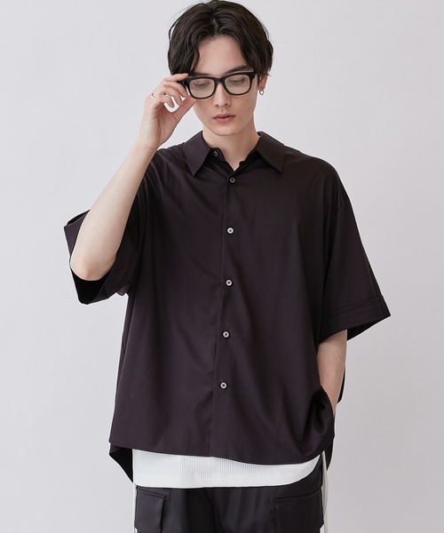 Lui's（ルイス）の「バンブーレーヨンエアリーショートスリーブシャツ（シャツ/ブラウス・メンズ・ホワイト/ブラック/グレー・FREE）」の2枚目の写真