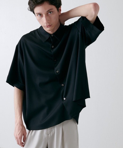 Lui's（ルイス）の「バンブーレーヨンエアリーショートスリーブシャツ（シャツ/ブラウス・メンズ・ホワイト/ブラック/グレー・FREE）」の20枚目の写真