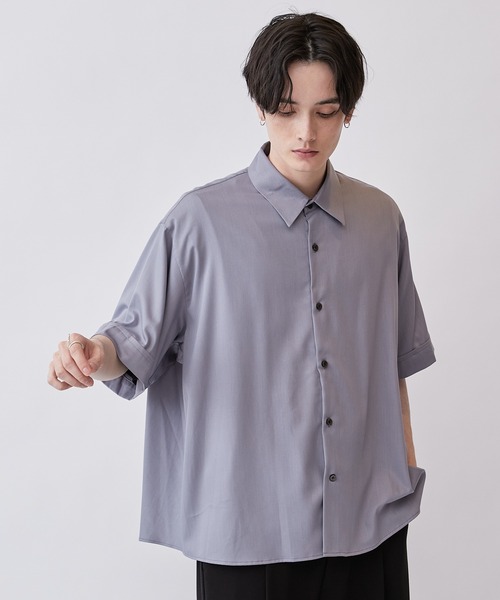 Lui's（ルイス）の「バンブーレーヨンエアリーショートスリーブシャツ（シャツ/ブラウス・メンズ・ホワイト/ブラック/グレー・FREE）」の5枚目の写真