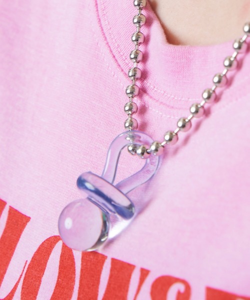 SPINNS（スピンズ）の「おしゃぶりモチーフ ボールチェーンネックレス