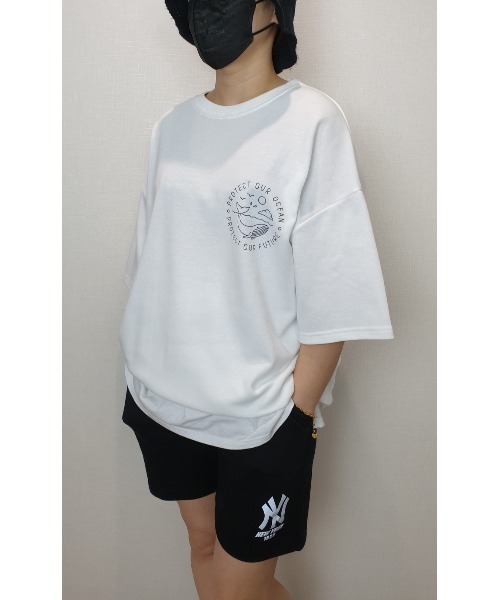 VIBGYOR(ヴィブジョー)の「WHALE PRINT T(ST)(Tシャツ/カットソー・メンズ・ホワイト/ブラック・FREE)」の5枚目の写真
