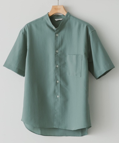 URBAN RESEARCH DOORS（アーバンリサーチドアーズ）の「『吸水速乾』セオアルファバンドカラーショートスリーブシャツ（シャツ/ブラウス・メンズ・グリーン/ネイビー/モカ/ライトグレー・LARGE/X-LARGE/MEDIUM）」の3枚目の写真