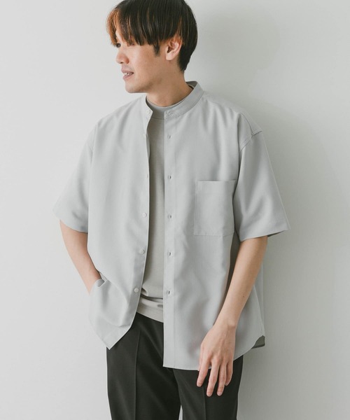 URBAN RESEARCH DOORS（アーバンリサーチドアーズ）の「『吸水速乾』セオアルファバンドカラーショートスリーブシャツ（シャツ/ブラウス・メンズ・グリーン/ネイビー/モカ/ライトグレー・LARGE/X-LARGE/MEDIUM）」の8枚目の写真