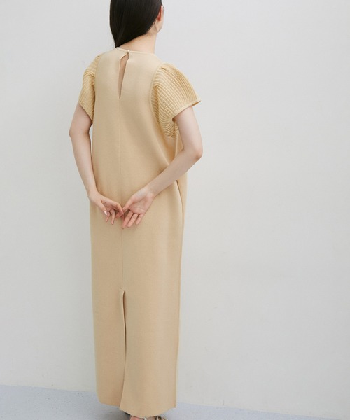 ADAM ET ROPE'（アダムエロペ）の「リーンマキシニットドレス（ワンピース・レディース・ブラック/ベージュ系その他2・FREE）」の18枚目の写真