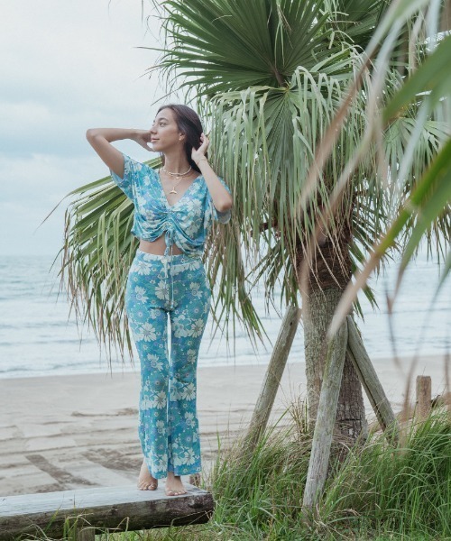 ROXY(ロキシー)の「VINTAGE FLOWER PANT/ロキシー総柄ボトムス(その他パンツ・レディース・ブルー/ブラウン/グリーン・SMALL/MEDIUM/LARGE)」の12枚目の写真