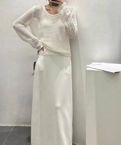 SPIGA(スピーガ)の「ラウンドネック透かし編み長袖サマーニットトップス(ニット/セーター・レディース・ベージュ/ブラック/ホワイト・FREE)」の2枚目の写真