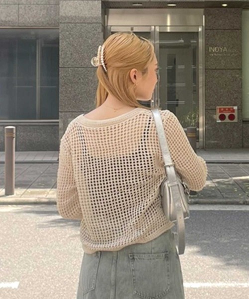 SPIGA(スピーガ)の「ラウンドネック透かし編み長袖サマーニットトップス(ニット/セーター・レディース・ベージュ/ブラック/ホワイト・FREE)」の6枚目の写真