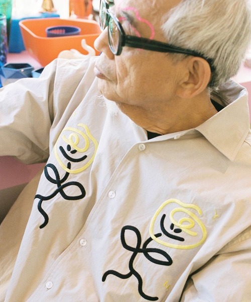 ZOZO（ゾゾ）の「Rose Thief Shirt（シャツ/ブラウス・レディース・ライトグレー/ブラウン・FREE）」の5枚目の写真