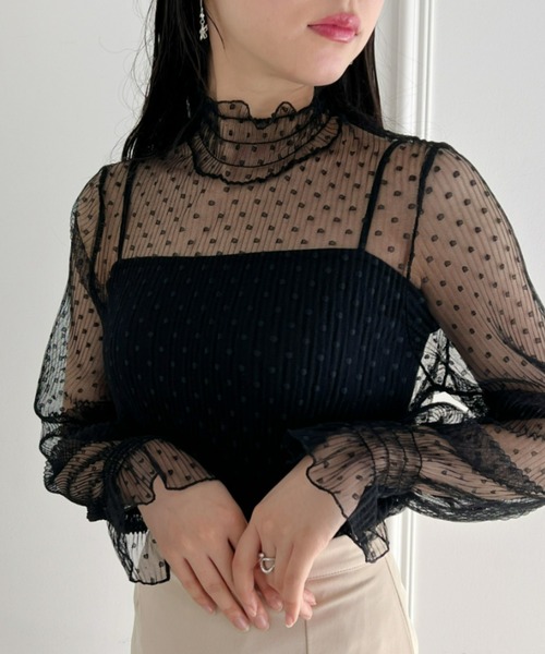 Loueme(ルエム)の「ドットチュールシャーリングブラウス(シャツ/ブラウス・レディース・アイボリー/ブラック/ホワイト・FREE)」の5枚目の写真