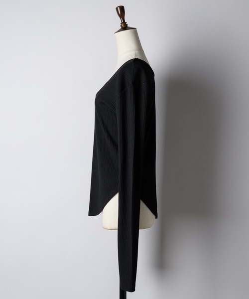 yae（ヤエ）の「2way U neck rib top/2way Uネックリブトップス（Tシャツ/カットソー・レディース・ブラック/グレー/ライトブルー/ベビーピンク/ブルー系その他/ネイビー・FREE）」の22枚目の写真