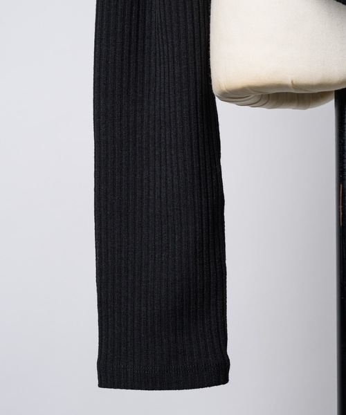 yae（ヤエ）の「2way U neck rib top/2way Uネックリブトップス（Tシャツ/カットソー・レディース・ブラック/グレー/ライトブルー/ベビーピンク/ブルー系その他/ネイビー・FREE）」の19枚目の写真