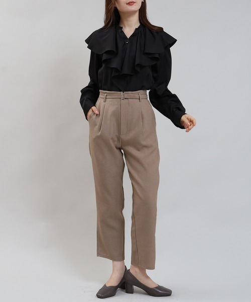 TRUDEA(トルディア)の「ラッフルフリルブラウス(シャツ/ブラウス・レディース・ブラック/ブラウン/ブルーグリーン/ホワイト・MEDIUM)」の20枚目の写真
