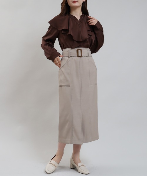 TRUDEA(トルディア)の「ラッフルフリルブラウス(シャツ/ブラウス・レディース・ブラック/ブラウン/ブルーグリーン/ホワイト・MEDIUM)」の14枚目の写真