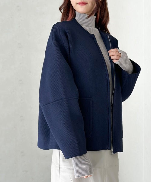 Per sist ence(パーシエンス)の「ポリスポンジニット ランタンスリーブデザインZIPカーディガン(カーディガン/ボレロ・レディース・ネイビー/グレー/ブラック/アイボリー・FREE)」の4枚目の写真