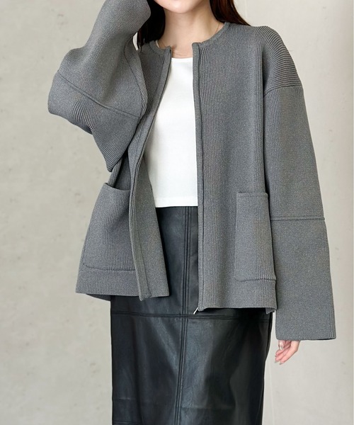 Per sist ence(パーシエンス)の「ポリスポンジニット ランタンスリーブデザインZIPカーディガン(カーディガン/ボレロ・レディース・ネイビー/グレー/ブラック/アイボリー・FREE)」の3枚目の写真