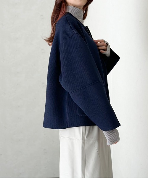 Per sist ence(パーシエンス)の「ポリスポンジニット ランタンスリーブデザインZIPカーディガン(カーディガン/ボレロ・レディース・ネイビー/グレー/ブラック/アイボリー・FREE)」の9枚目の写真