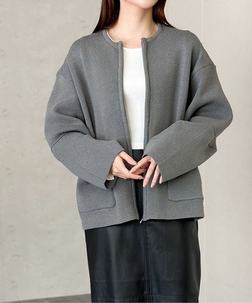 Per sist ence(パーシエンス)の「ポリスポンジニット ランタンスリーブデザインZIPカーディガン(カーディガン/ボレロ・レディース・ネイビー/グレー/ブラック/アイボリー・FREE)」の16枚目の写真