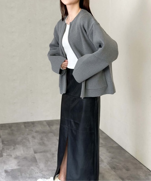 Per sist ence(パーシエンス)の「ポリスポンジニット ランタンスリーブデザインZIPカーディガン(カーディガン/ボレロ・レディース・ネイビー/グレー/ブラック/アイボリー・FREE)」の17枚目の写真