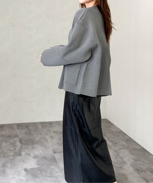 Per sist ence(パーシエンス)の「ポリスポンジニット ランタンスリーブデザインZIPカーディガン(カーディガン/ボレロ・レディース・ネイビー/グレー/ブラック/アイボリー・FREE)」の20枚目の写真