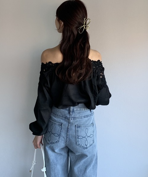 Silly(シリー)の「【春コーデに大活躍♪】2wayエンブロイダリーレースコンビブラウス(シャツ/ブラウス・レディース・ホワイト/ブラック・LARGE/MEDIUM)」の14枚目の写真