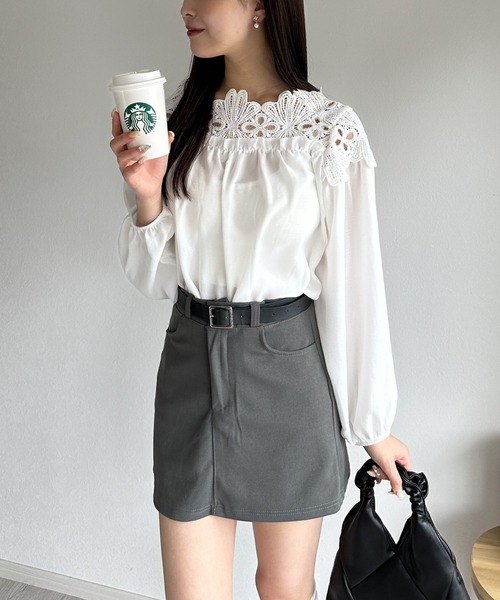 Silly(シリー)の「【春コーデに大活躍♪】2wayエンブロイダリーレースコンビブラウス(シャツ/ブラウス・レディース・ホワイト/ブラック・LARGE/MEDIUM)」の7枚目の写真