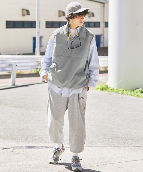 HECT（ヘクト）の「【HECT】Water Repellent Nylon Half Zip Vest / 撥水ナイロンハーフジップベスト（ベスト・メンズ・グレー/ネイビー/ブラック/グレイッシュベージュ・XL/L/M）」の20枚目の写真