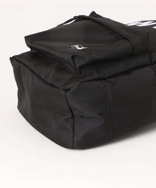NEW ERA（ニューエラ）の「088    NEW-ERA/088    ﾆｭｰｴﾗｼﾞｬﾊﾟﾝ株式会社/YOUTH LIGHT PACK BLK WHI 241////14111873/YOUTH LIGHT PACK BLK WHI 241（バックパック/リュック・キッズ・ブラック・FREE）」の3枚目の写真