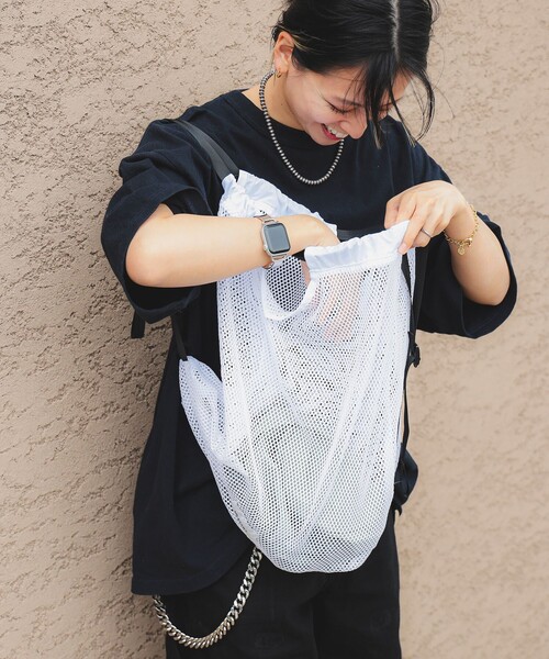 bpr BEAMS（ビーピーアール ビームス ）の「メッシュ 2WAY バッグ（バックパック/リュック・メンズ・ブラック/ホワイト・ONE SIZE）」の11枚目の写真