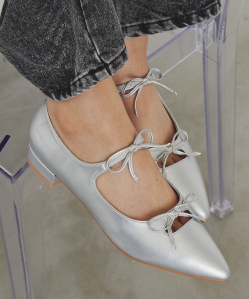 Aunt Marie's（アントマリーズ）の「ダブルリボンストラップパンプス（パンプス・レディース・シルバー/アイボリー/ブラック・L/M/S）」の14枚目の写真