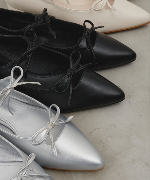 Aunt Marie's（アントマリーズ）の「ダブルリボンストラップパンプス（パンプス・レディース・シルバー/アイボリー/ブラック・L/M/S）」の20枚目の写真