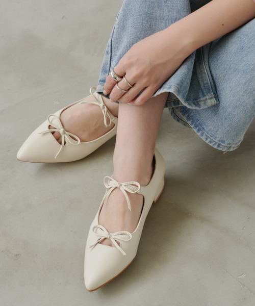 Aunt Marie's（アントマリーズ）の「ダブルリボンストラップパンプス（パンプス・レディース・シルバー/アイボリー/ブラック・L/M/S）」の6枚目の写真